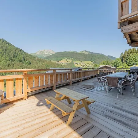 Bright And Spacious In Appartement