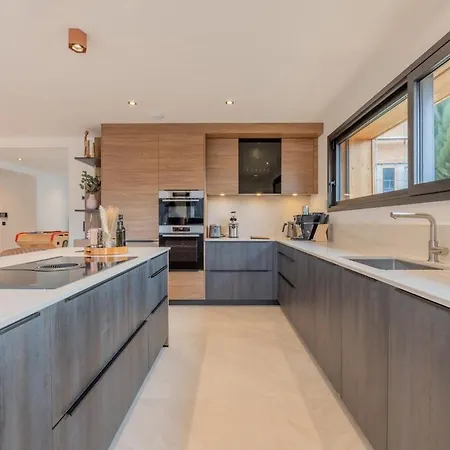 Bright And Spacious In * Les Gets