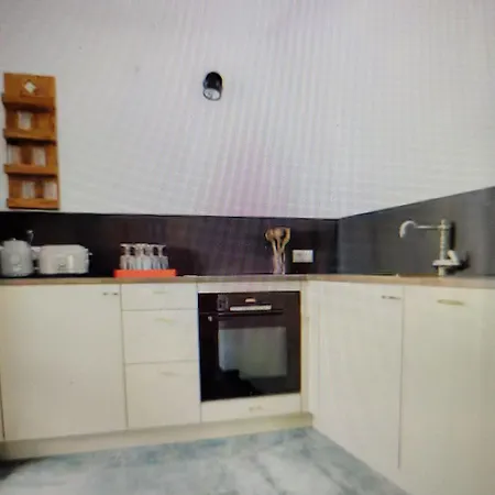 Apartment Bright And Spacious In *